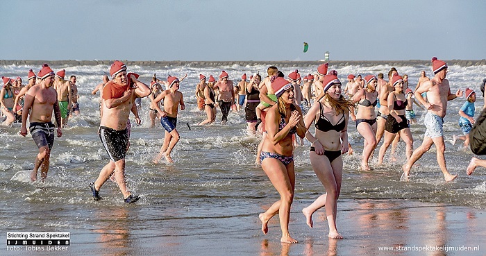 Zondag Nieuwjaarsduik Huis rif Herman lieven duikteam!!